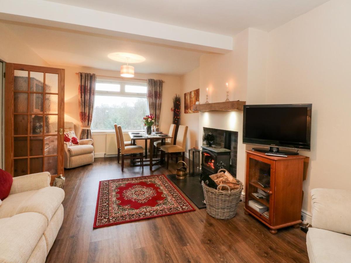 Glenfinglas Dam Cottage คาลเลนเดอร์ ภายนอก รูปภาพ